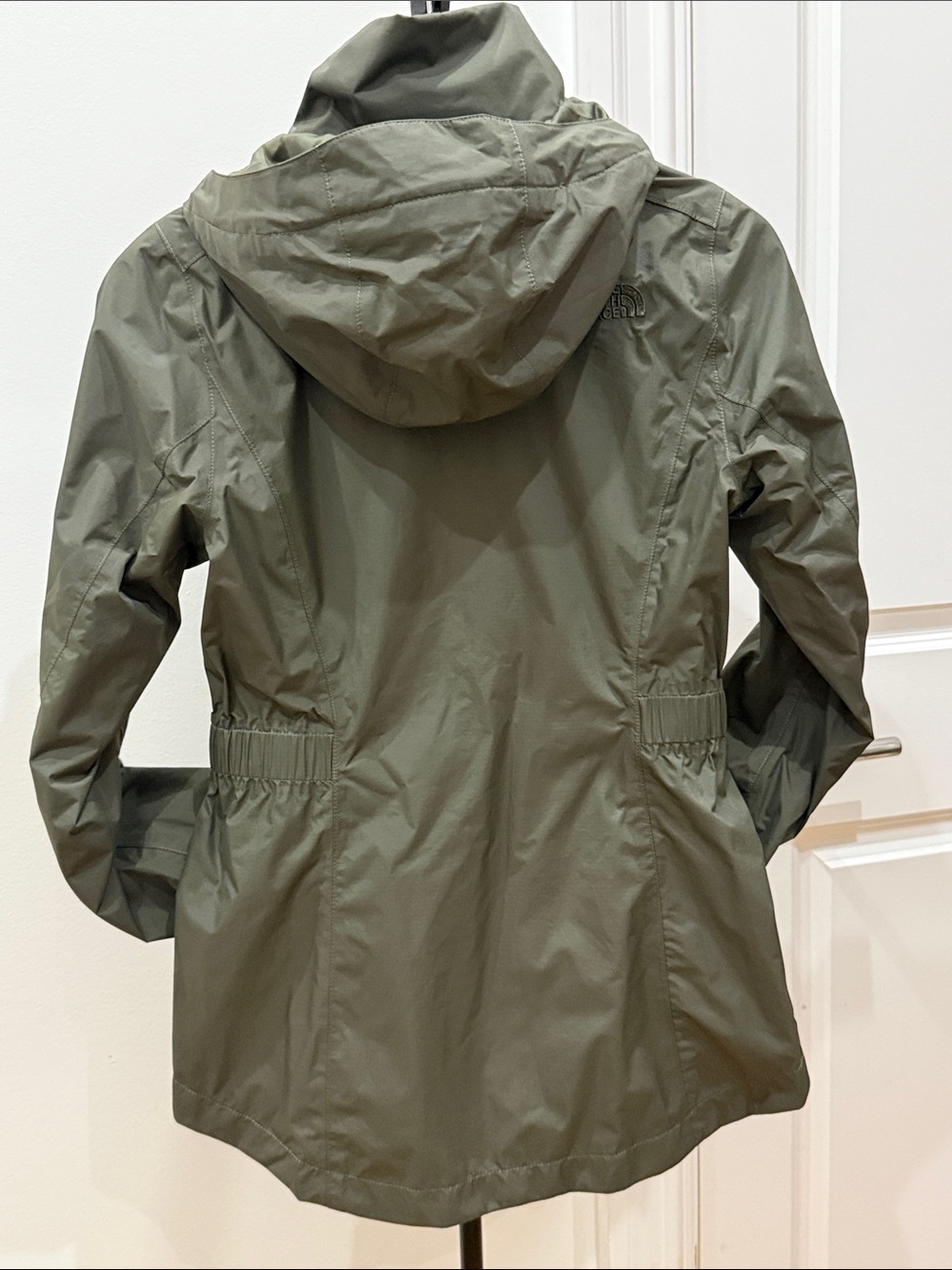 The North Face Women's Hyvent Hooded Utility Jacket - Olive - Picture 2 of 6